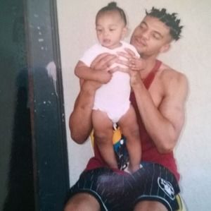 Meet your Posher, Derrick